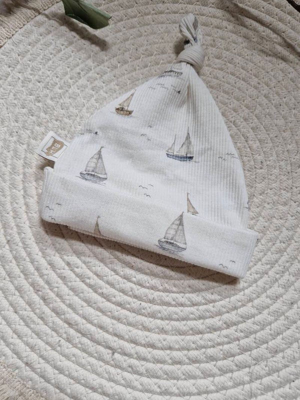 Knoopmutsje zeilbootjes