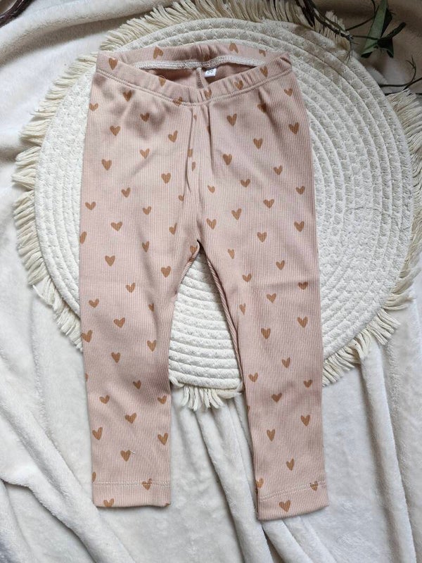 Legging 86 roze met hartjes rib