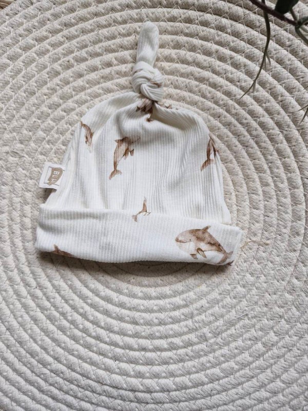 Knoopmutsje newborn orka
