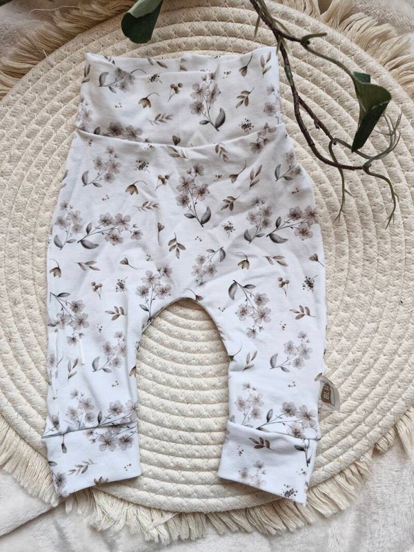 Harembroekje beige bloemenprint 50