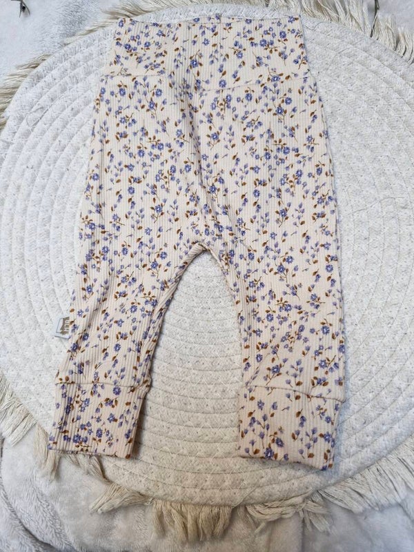 Harembroekje 56 blauw bloemenprintje rib