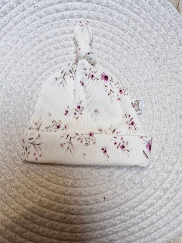Knoopmutsje 56 rib floral