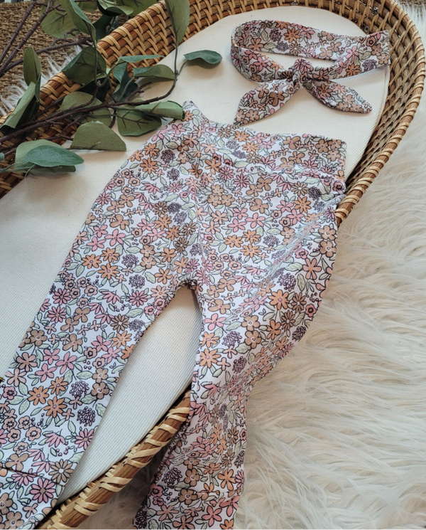 Broekje met haarbandje flowers white