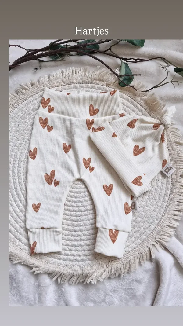 Babysetje hartjes rib cacao