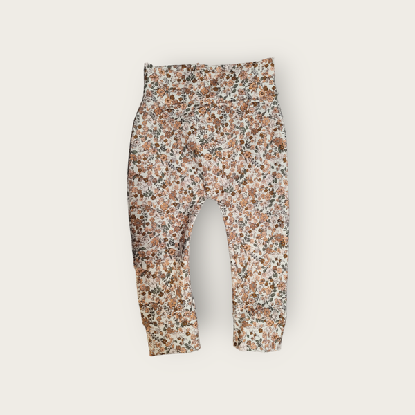 Broekje trendy bloem cacao