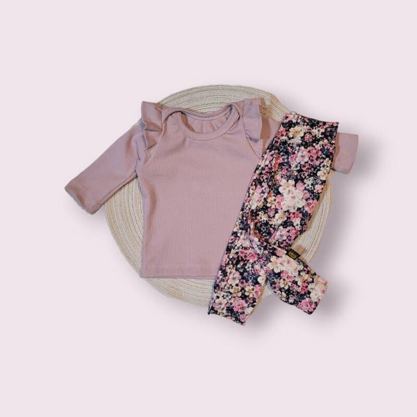 Rib shirtje met Amerikaanse overslag