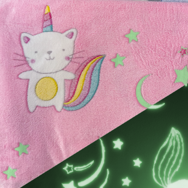 Welness fleece glow in the dark unicorncat