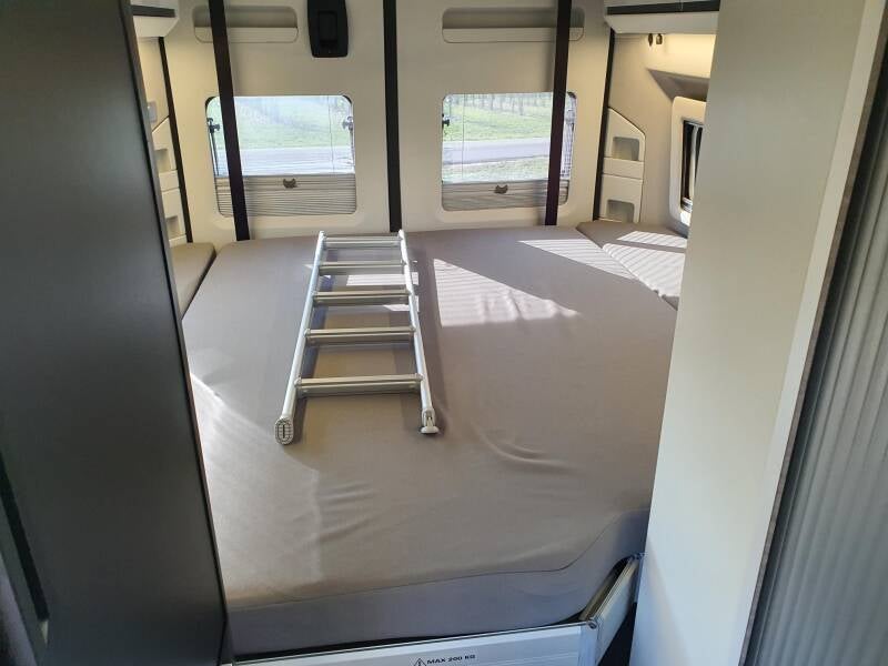 Elektrisch hefbed Adria Twin Supreme 640 SGX