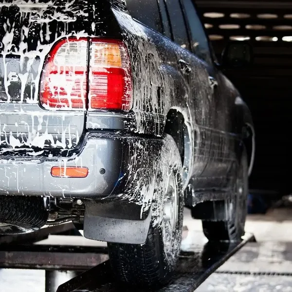 Small SUV/Truck:  Exterior Wash