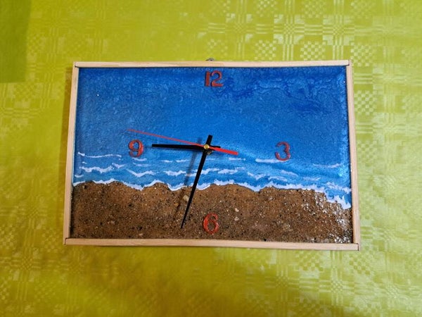 Orologio da parete in legno