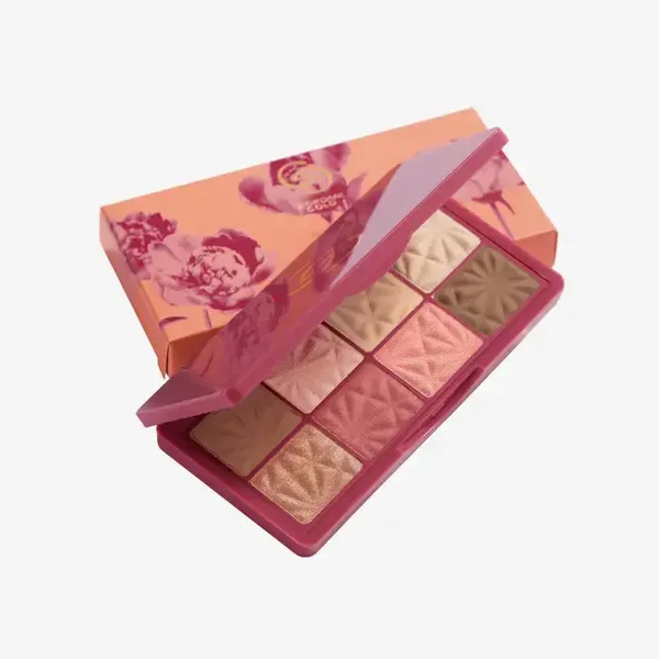 Giordani Gold Fabulous Beauty Face & Eyes palette