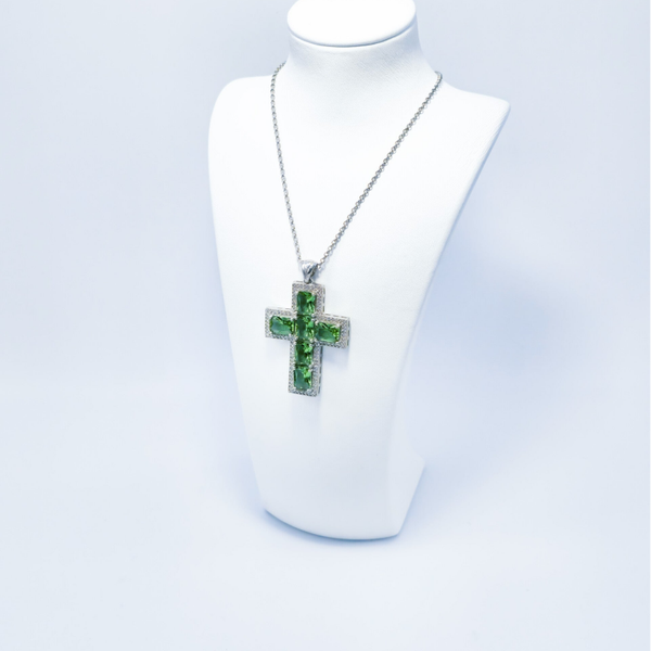 Multi Color Kruis Collier Met Swarovski Stenen Emerald Vorm S925
