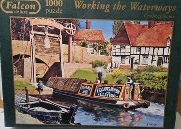 Falcon Working the waterways - 1000