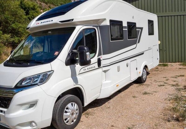 ADRIA matrix 650 DC - Bouwjaar 2022 - Kilometerstand 24.500