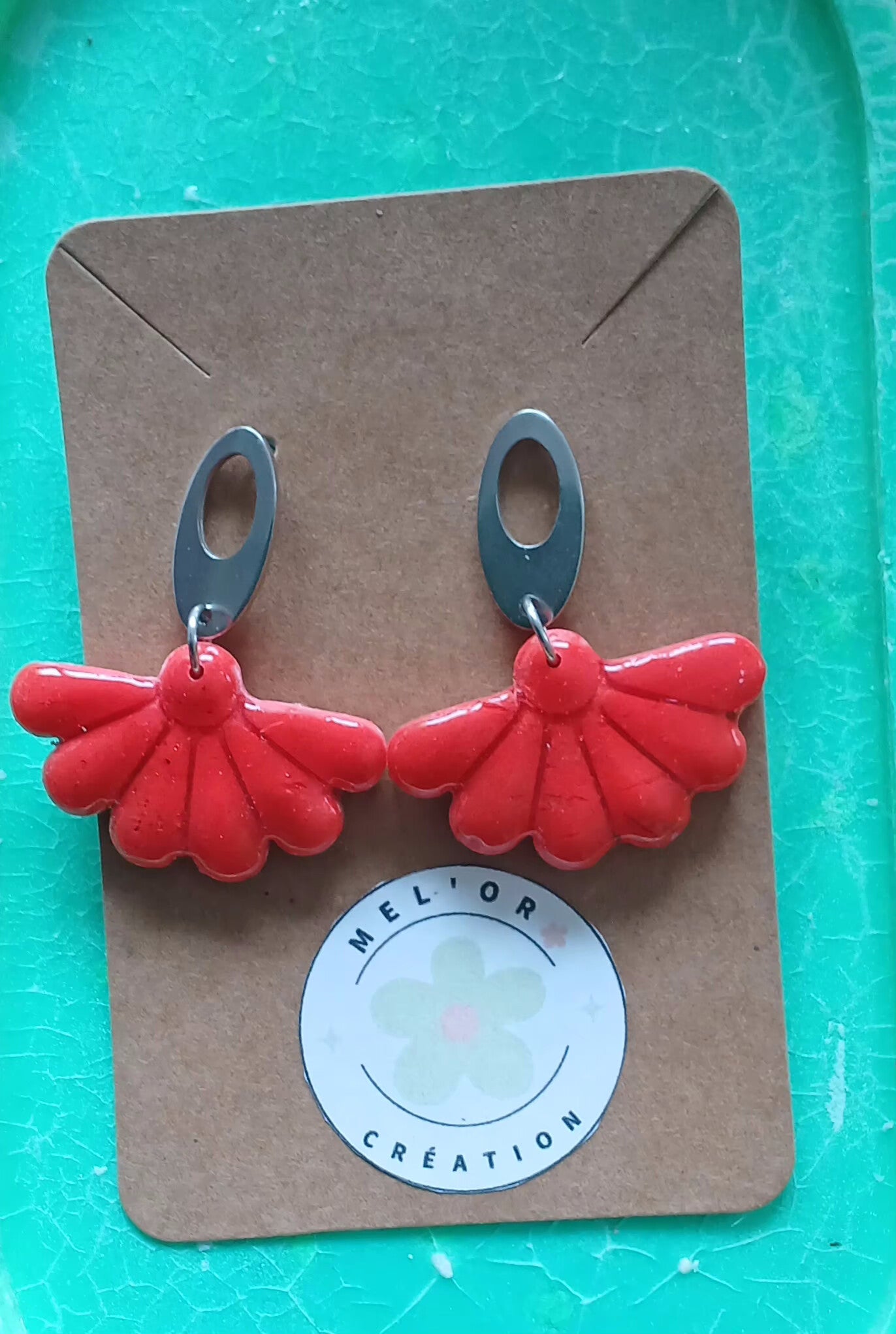 clou d oreilles