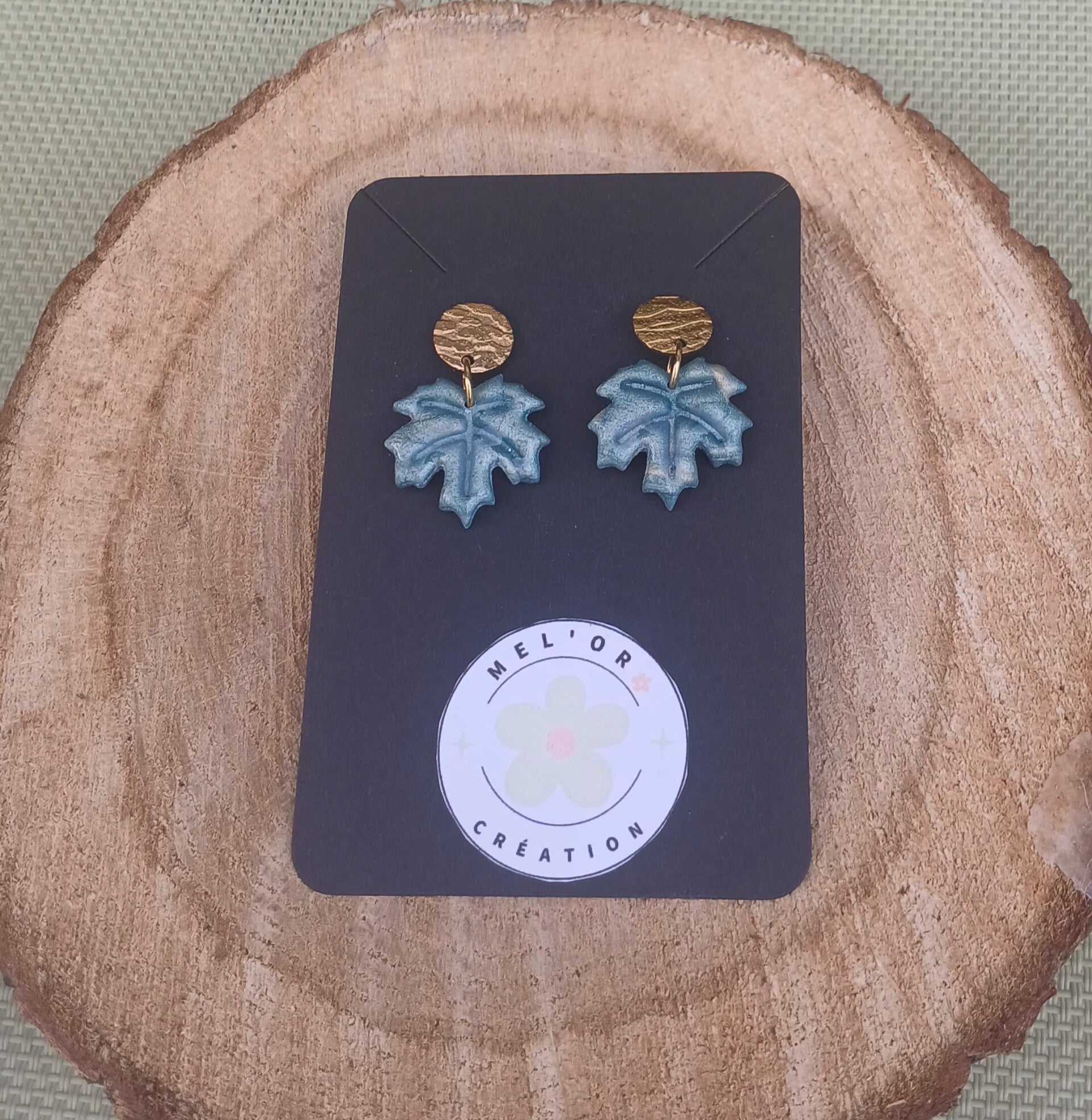 clou d oreilles