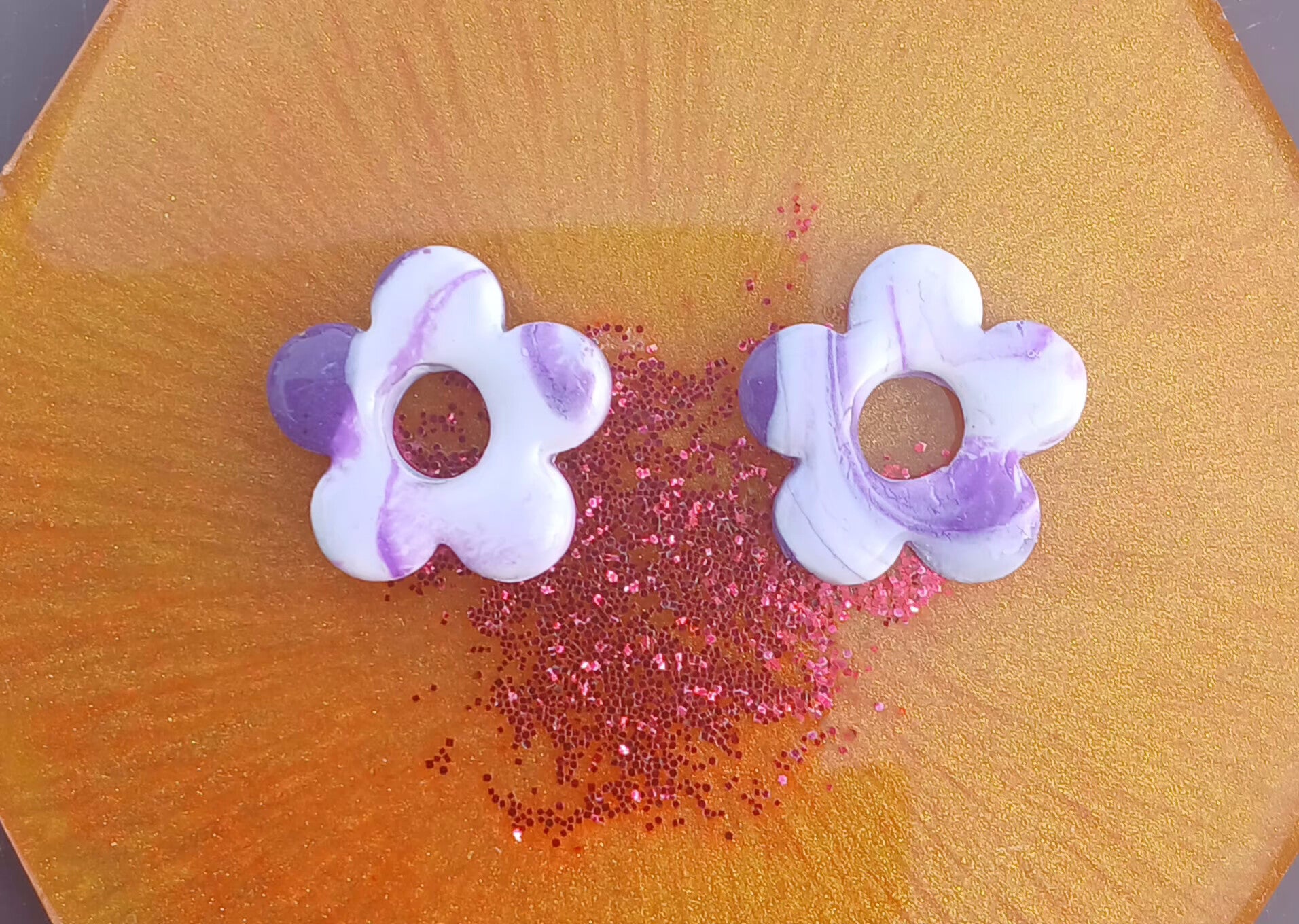 Pampille blanche et violet
