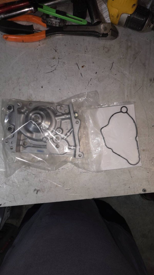 Subaru KS4/TT2 water pump