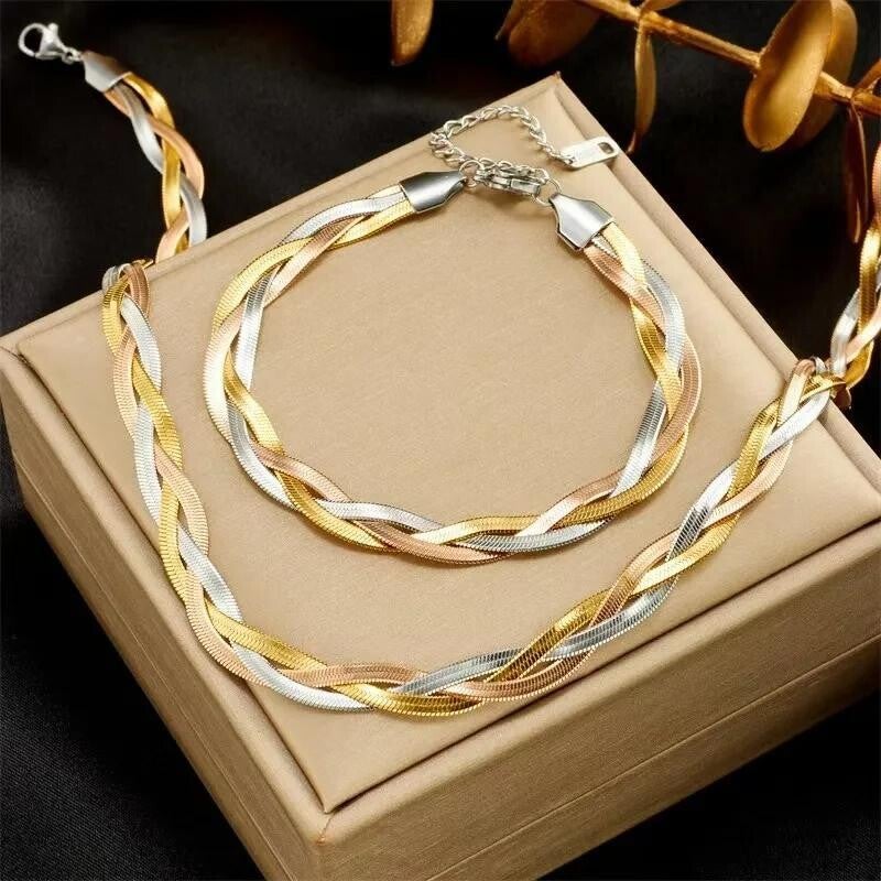 Necklace & Bracelet Set