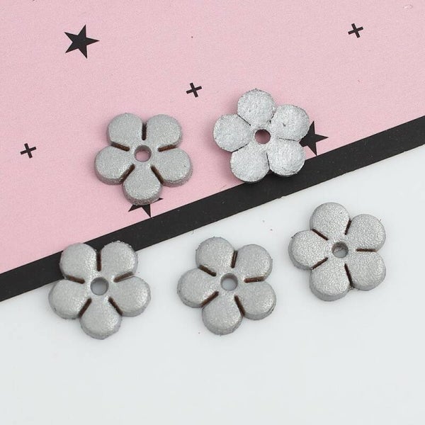 2 appliques cuir fleur argenté 12mm - création bijoux - sc0110215