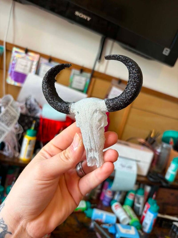 LongHorn Hallows (3D)
