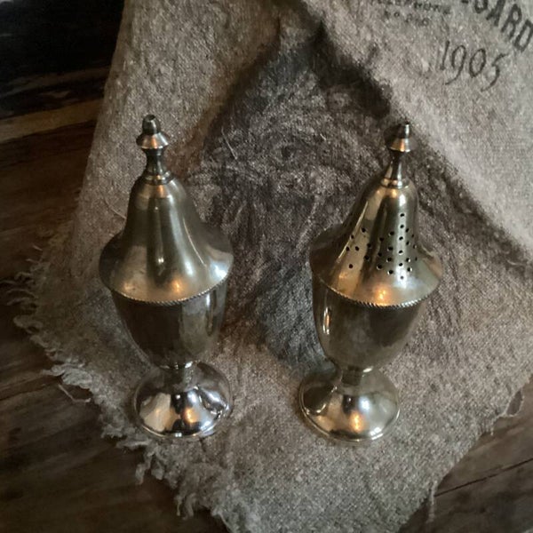 Set mooie verzilverde peper en zoutstrooiers 16 cm hoog met binnenbakje