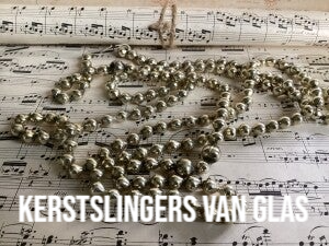 Antieke kerstslingers glas