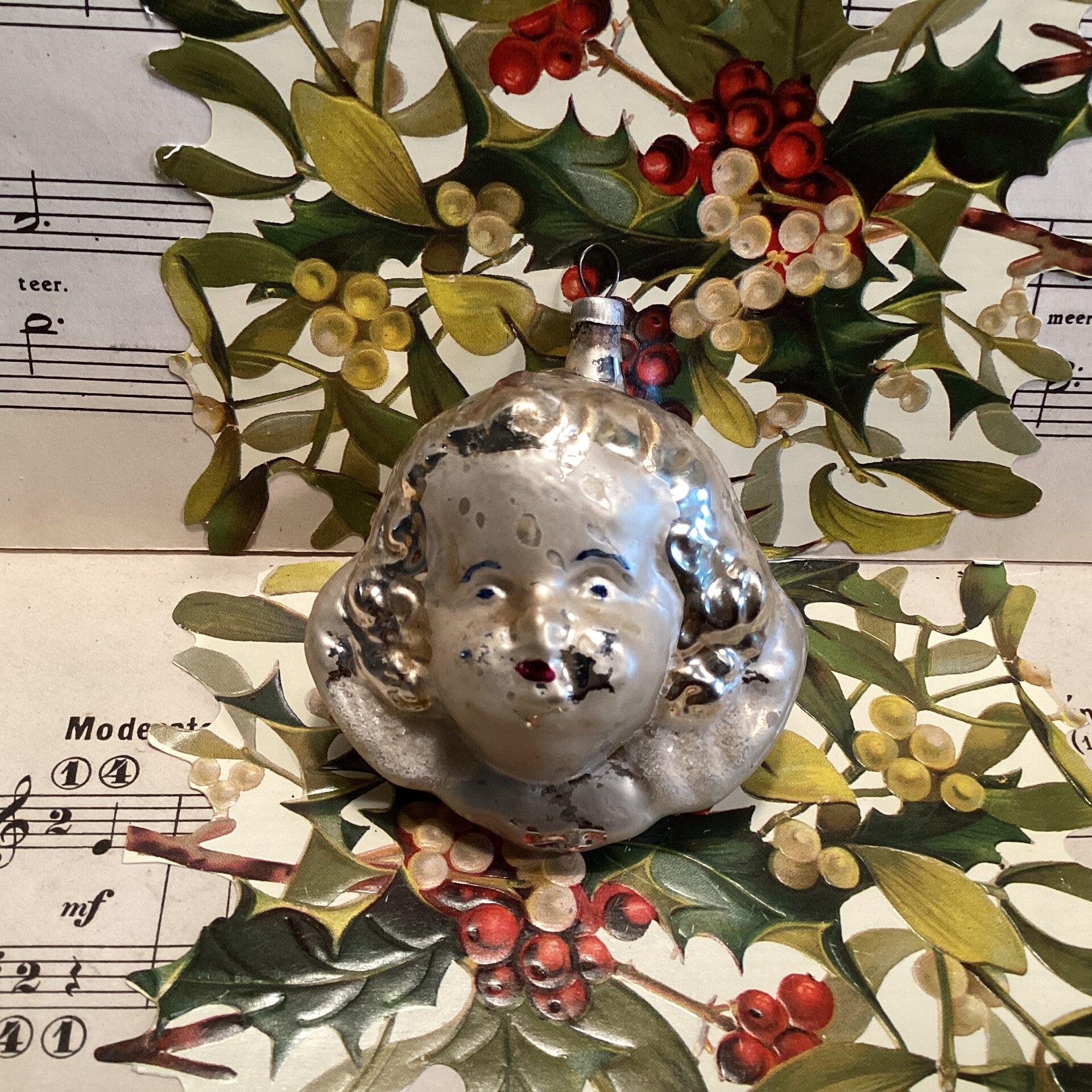 Prachtig antiek engelgezichtje, gewaxt, 7x7x5 cm