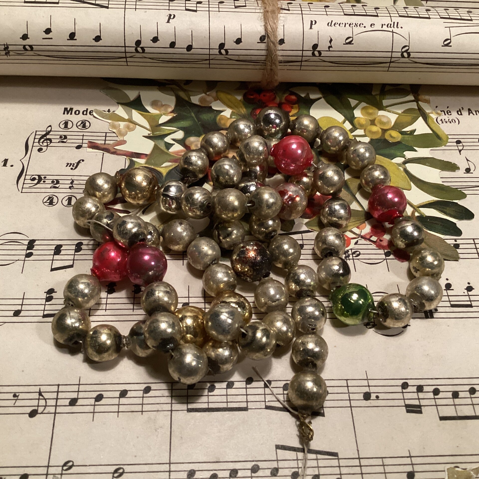 Kerstslinger van glas, multicolor, 0,75 meter, div.dim kralen vage kleuren