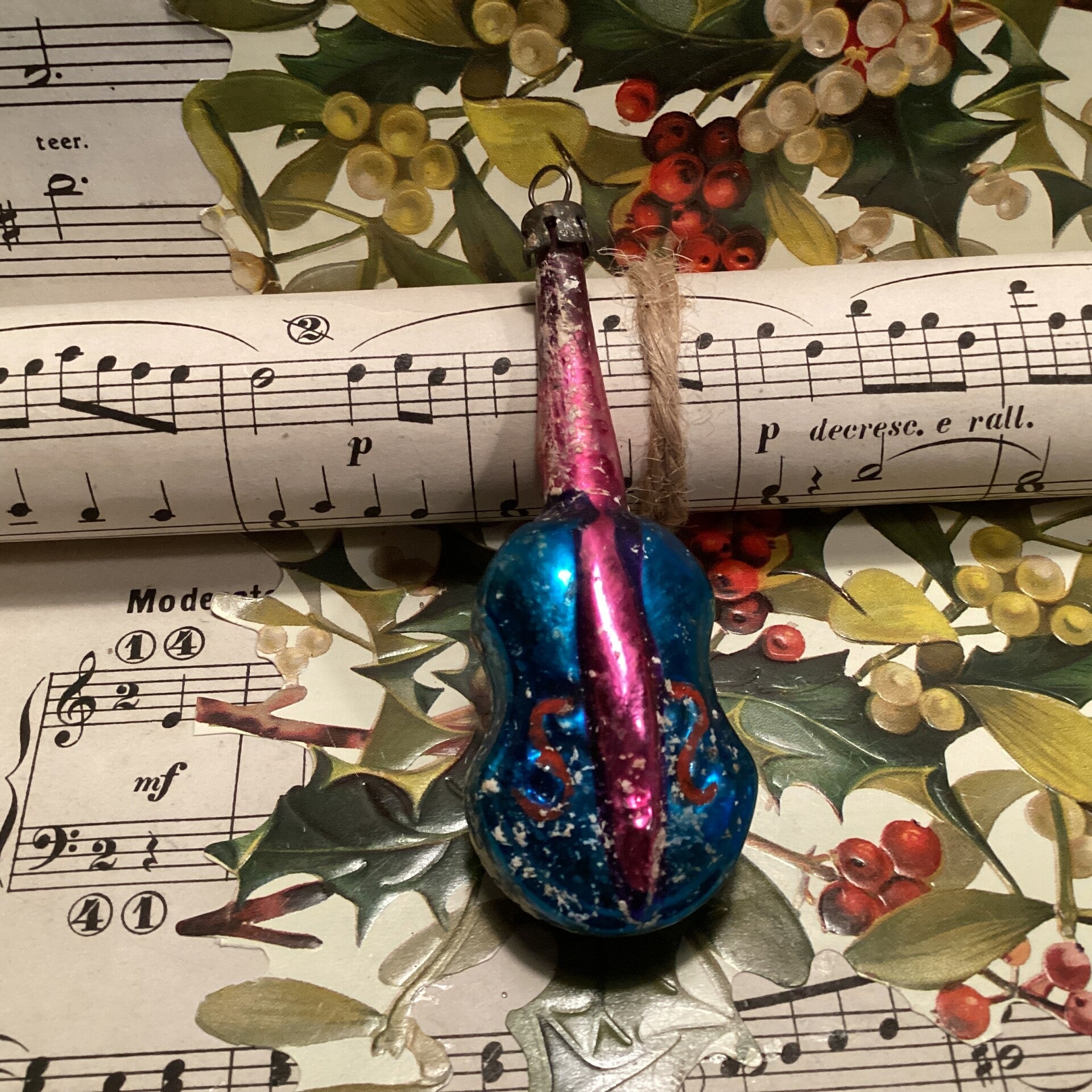 Oude kerstbal viool, blauw paars, 8 cm