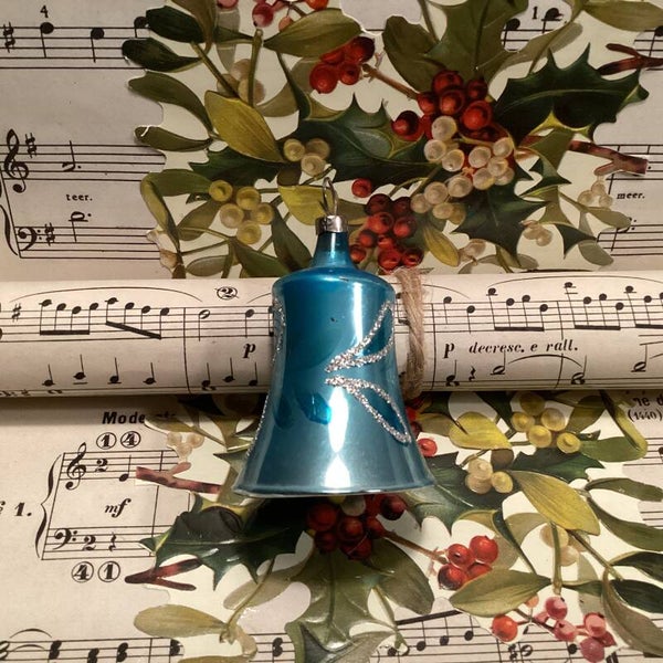 Antieke kerstbal kerst klok 6 cm met klepel, blauw met takjes