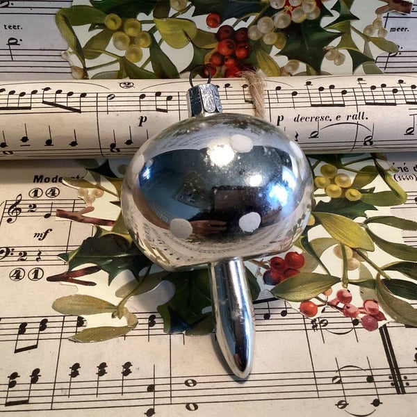 Antieke kerstbal paddenstoel zilver, witte stippen 8 cm