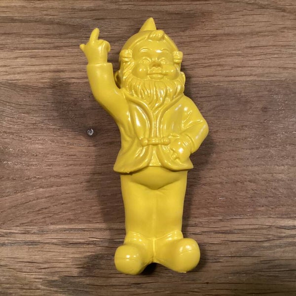 Ondeugende kabouter, heeft geen zin in Pasen