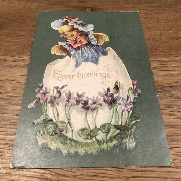 Antieke paaskaart in reliëf uit 1910