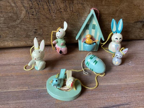 Set C met mintgroen houten paastakfiguren 2-7 cm hoog