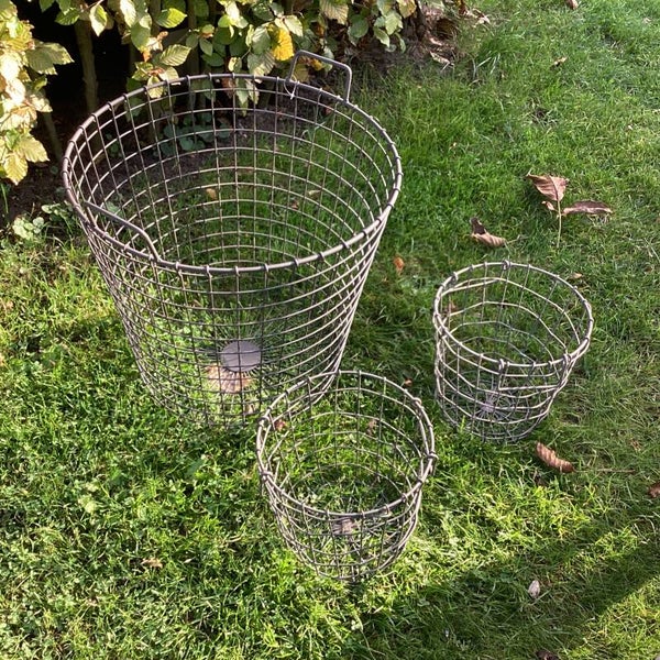 Set van 3 draadmanden 23x23 en 45x45 cm