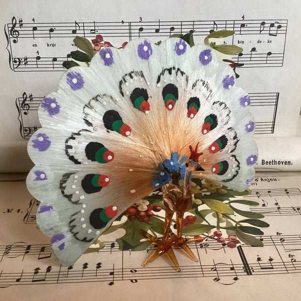 Antieke pauw 15x13x5 cm, van glas