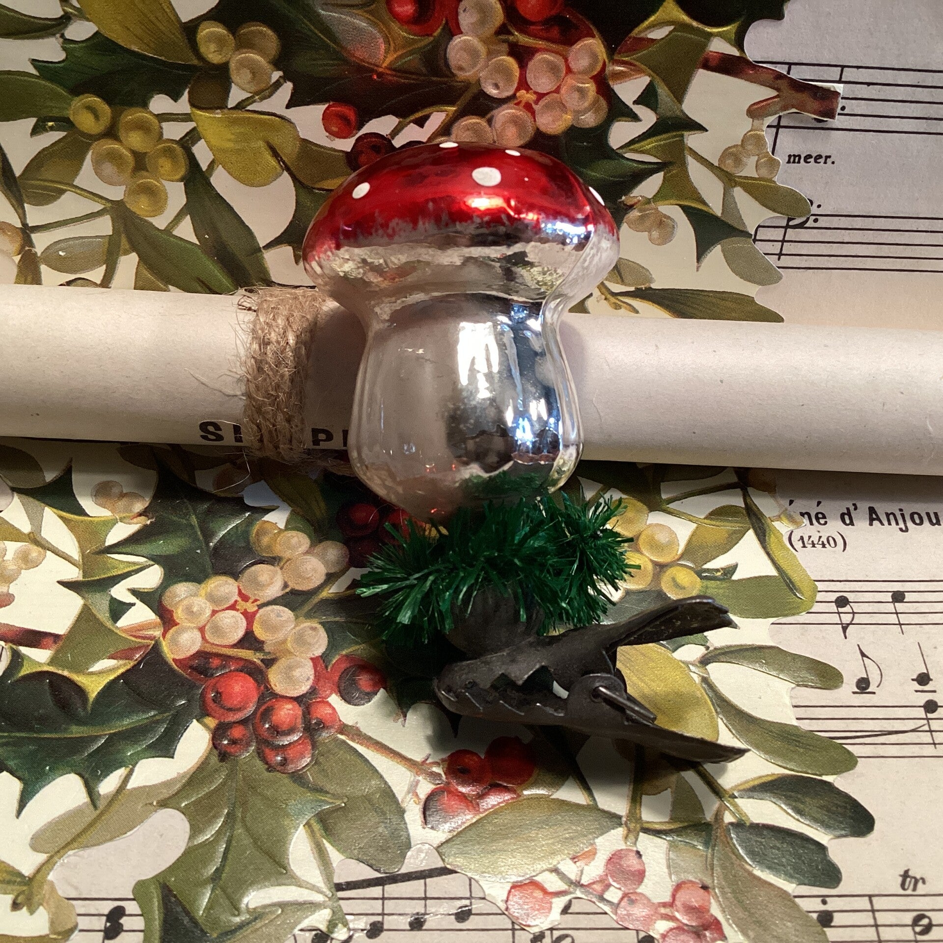 Antieke paddenstoel op clip 9 cm