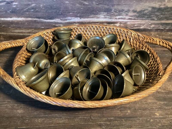 Metalen bel met klepel 3,5 cm hoog, per stuk