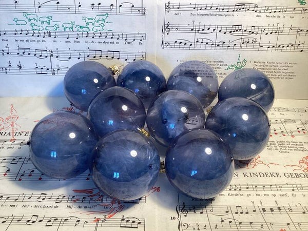 10 kunststof transparant blauwe kerstballen met echte veren erin