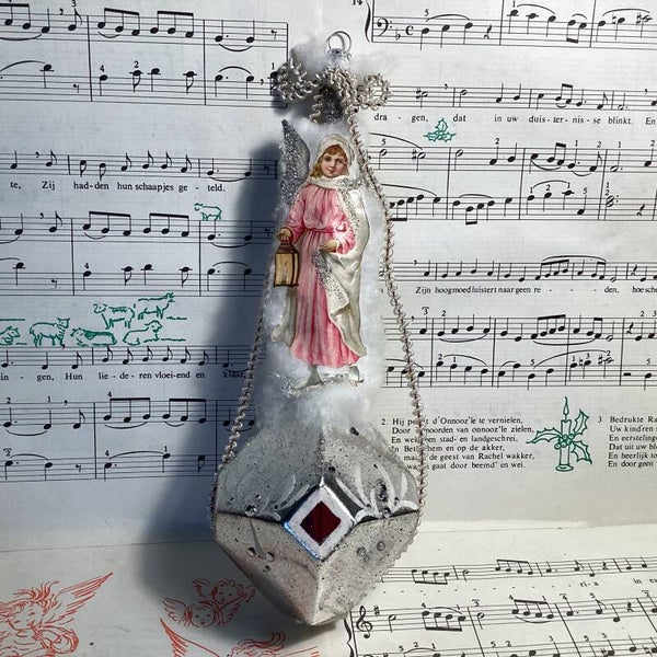 Oude kerstbal met poesie engel, chenille, watten, groot 21x7x7 cm