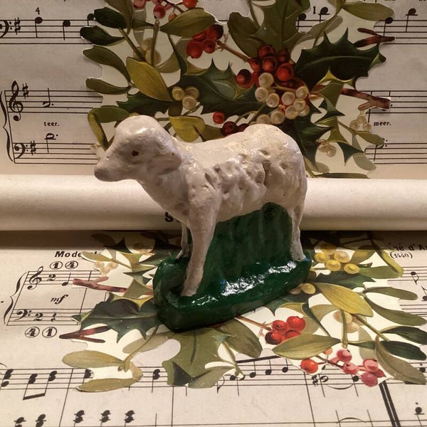 Oud gipsen schaap