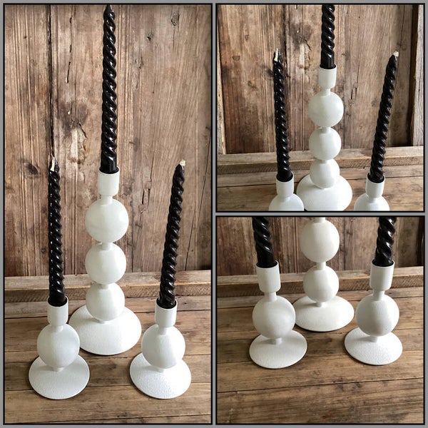 Set van 3 witte kaarsenhouders bol (13 en 25 cm hoog) incl. kaarsen