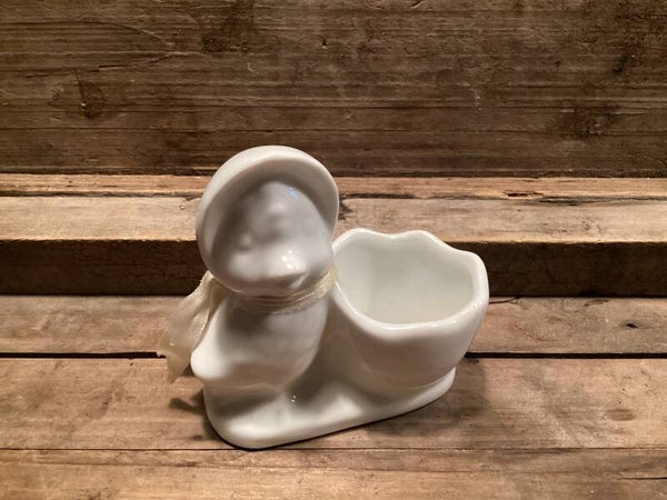 Eierdopje met schattig kuikentje, aardewerk