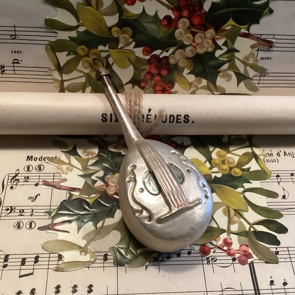 Antieke kerstbal mooie banjo of luit, met mooie details