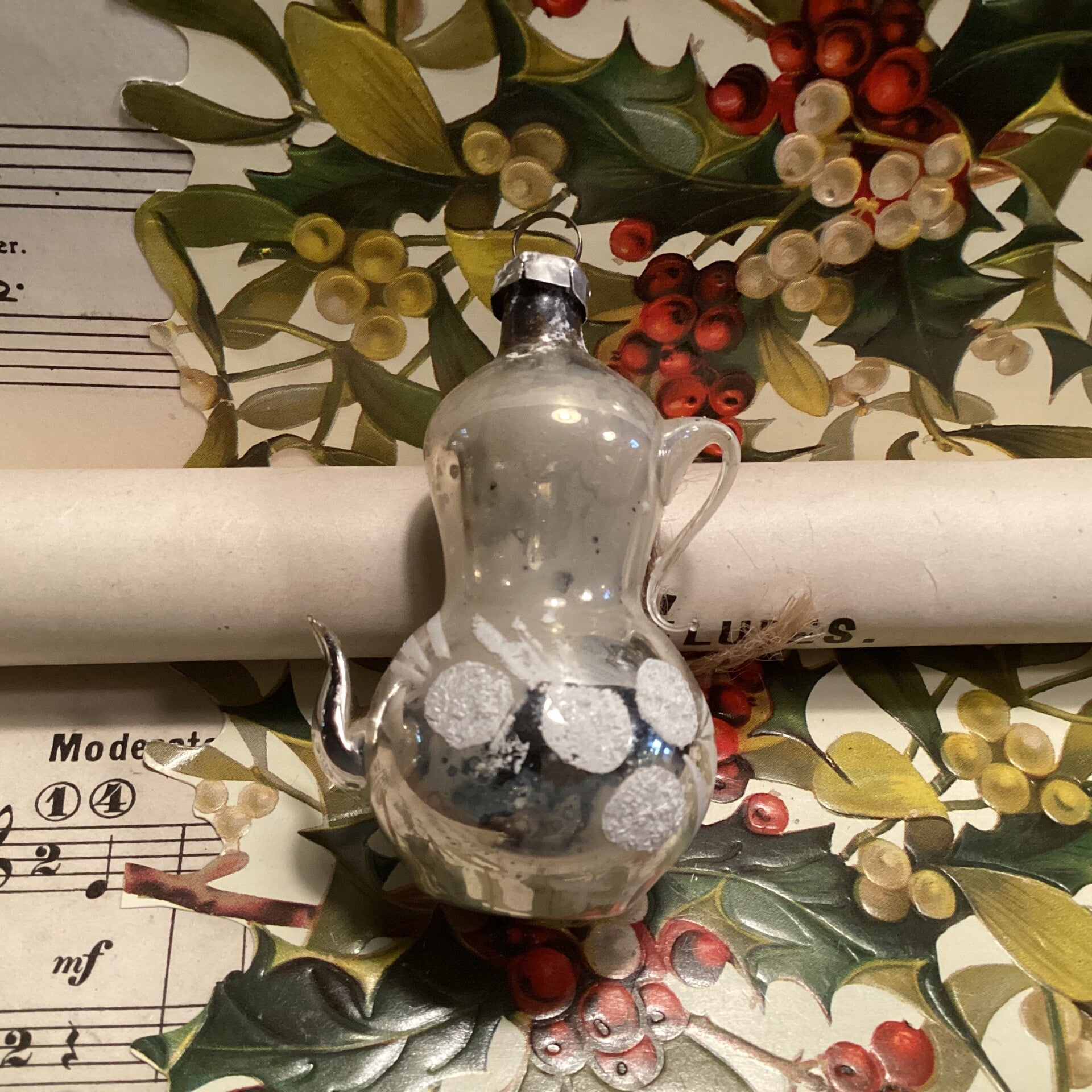 Antieke kerstbal koffiepot zilver gesuikerd