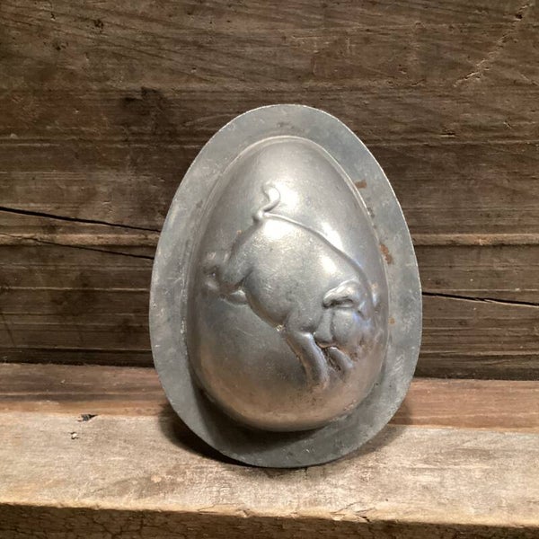 Bakvorm ei met mooi motief, 7x9 cm varkentje