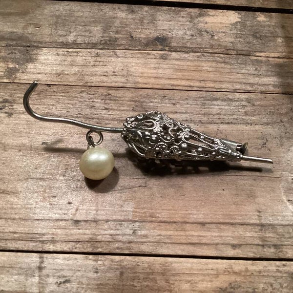 Antieke broche paraplu met pareltje, 7,5 cm, rond 1900