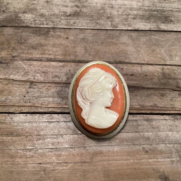 Vintage broche medaillon 3x2,5 cm