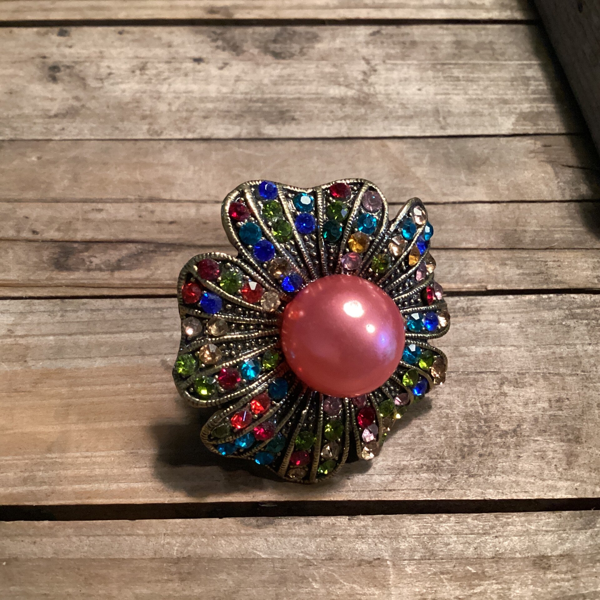 Verstelbare ring messing bloem, meerkleurig strass en steen 4 cm